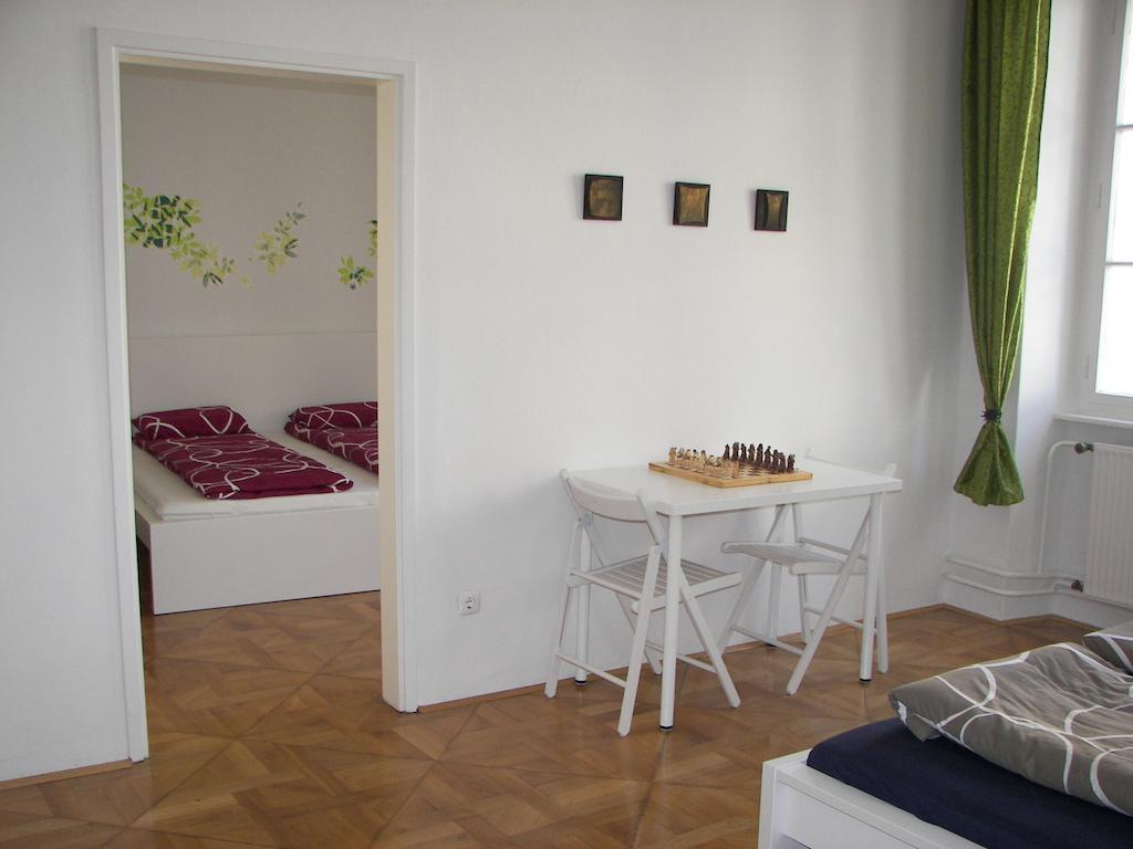Apartment Eve Rooms Liubliana Quarto foto